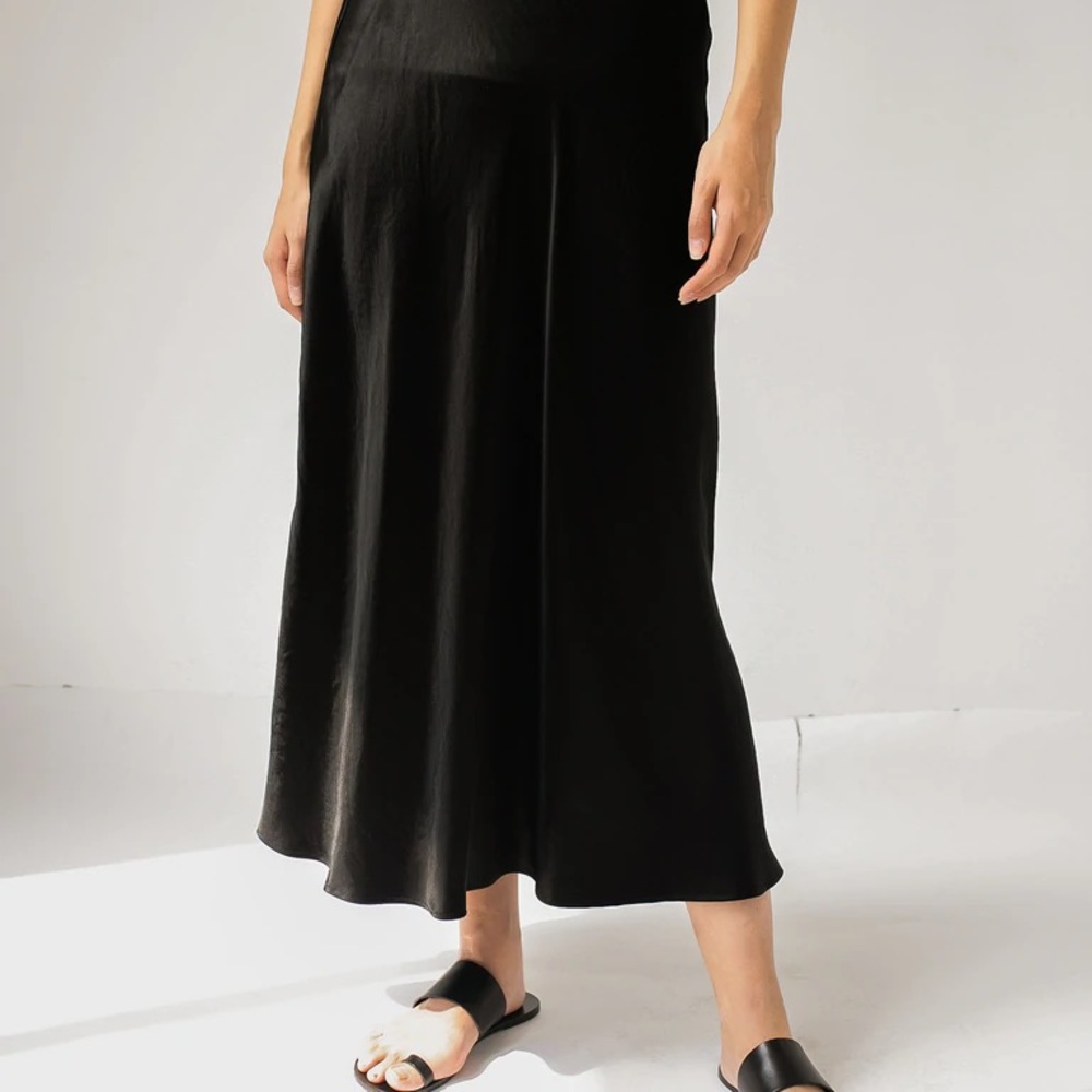 SHAINA MOTE BLACK SILK MIDI SKIRT XL